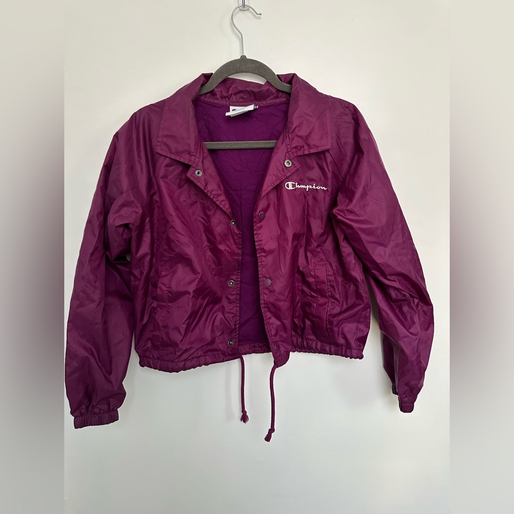Champion cropped windbreaker jacket. Size M